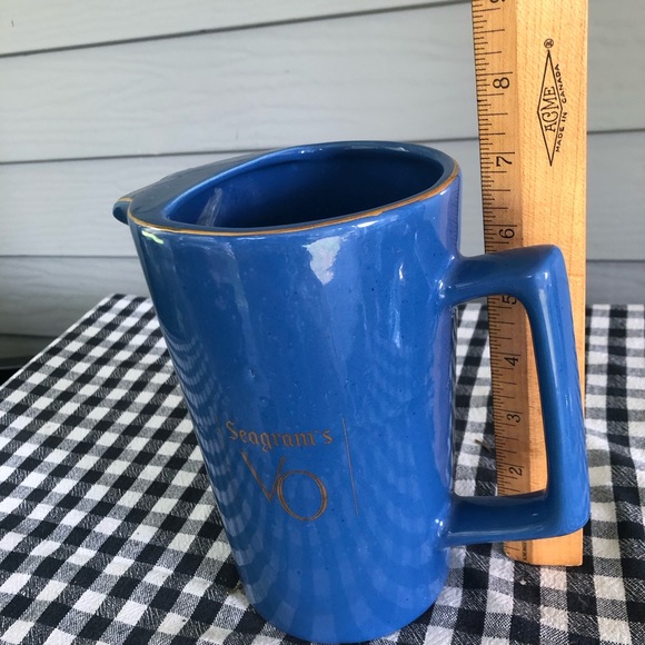 Vintage Seagram’s Whiskey Pitcher - Picture 2 of 5